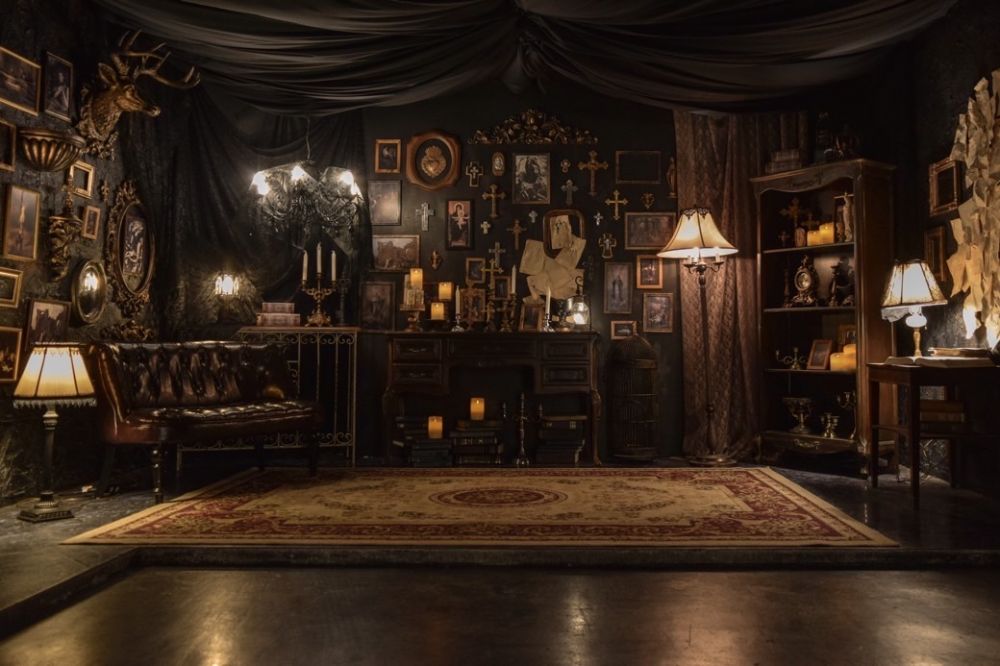 ラグジュアリー ゴシック Roz ハコスタジオ 大阪の撮影スタジオ コスプレ ポートレートにもオススメ